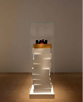 Vitrine de pedestal de exibição de joias de luxo com design criativo de pé livre