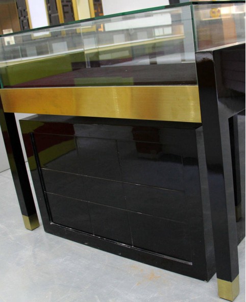 Custom Black Jewelry Store Display Counter Showcase For Sale