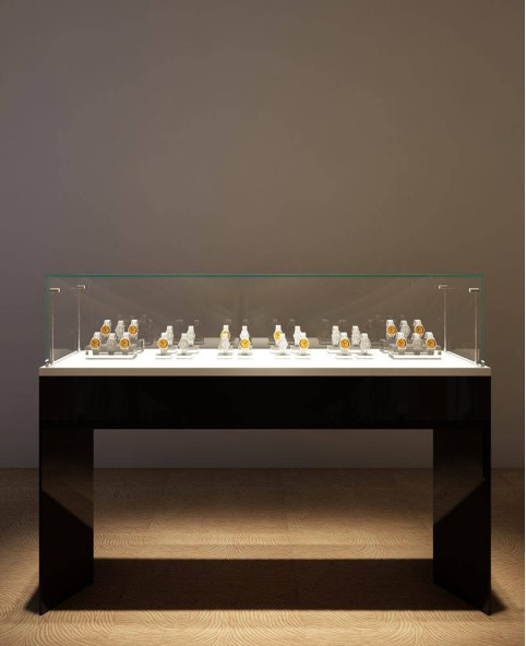 Kotak Display Perhiasan Hitam Berdiri Bebas Mewah Untuk Toko Eceran