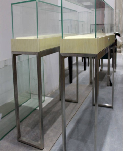 High End Modern Glass Showcase For Jewellery Shop