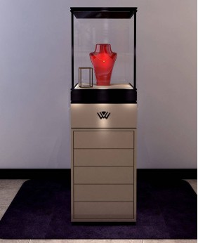 Luxury Jewellery Showroom Furniture Design