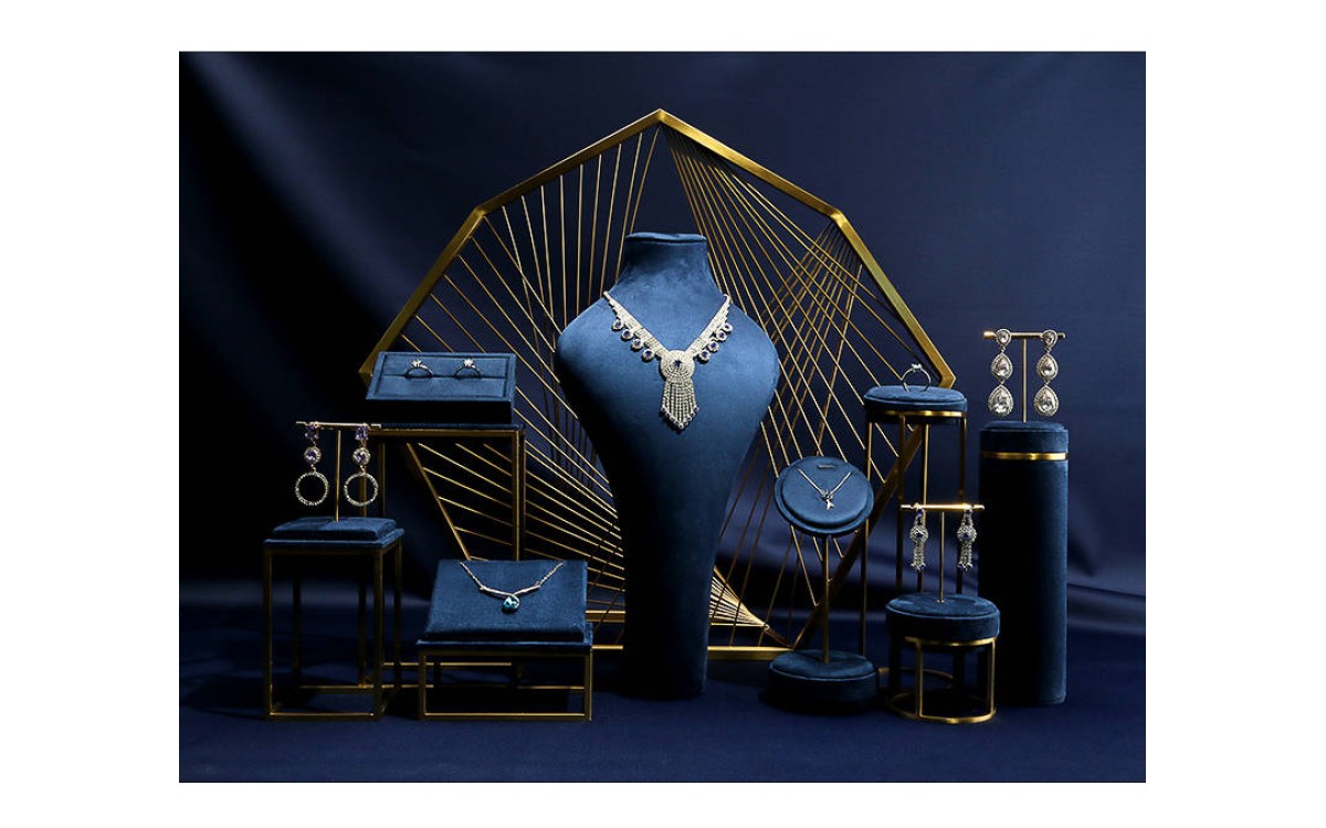Innovative Jewelry Display Ideas for Retail Stores