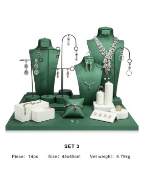 Popularne zestawy do wyświetlania biżuterii z zielonego aksamitu