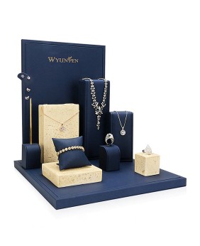 Expositores de joias de couro azul marinho de luxo para venda