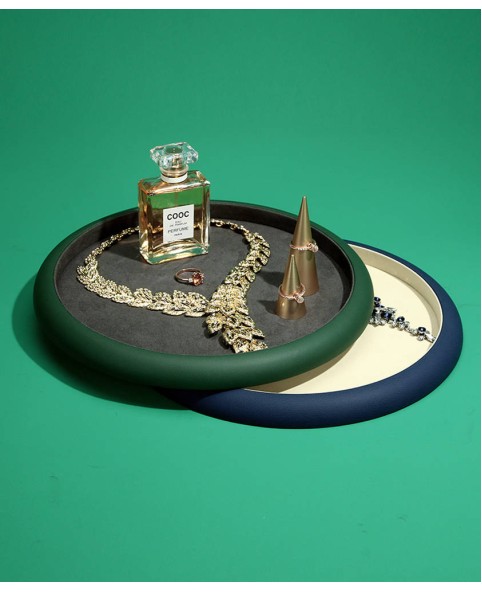 Δίσκοι παρουσίασης κοσμημάτων πολυτελείας πράσινο κολιέ σε μαύρο βελούδο Πωλούνται
