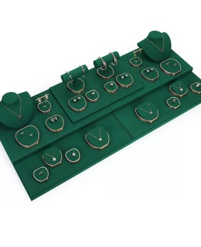 Kits d'affichage de bijoux en velours vert en métal doré populaires à vendre