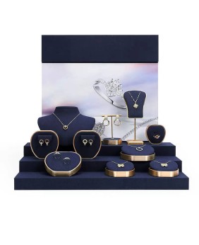 Marineblauwe fluwelen gouden metalen sieradendisplaysets voor de detailhandel