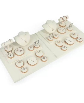Kits de exibição de joias de metal dourado de veludo branco premium