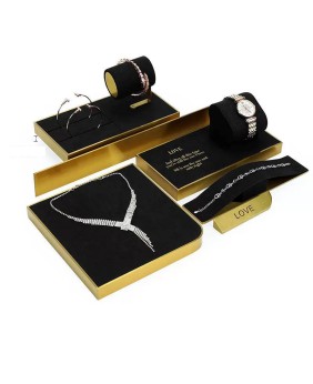 Bandejas varejos da exposição da mostra da joia de veludo do preto do metal do ouro