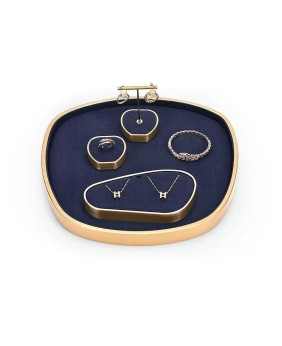 Kit di esposizione per vetrina di gioielli in velluto blu navy in metallo dorato in vendita