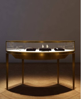 Modern Luxury Circular Glass Jewelry Store Showcase Display Case