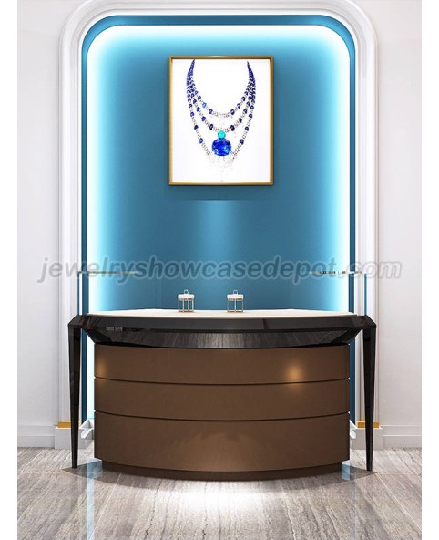 Luxus-Schmuck-Showroom-juwelier vitrinen und Holz