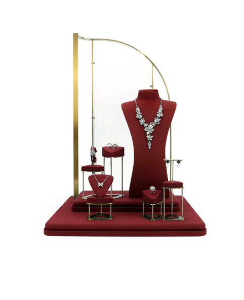 Premium nieuwe rood fluwelen gouden metalen sieradenvitrinesets te koop Premium nieuwe rood fluwelen gouden metalen sieradenvitrinesets te koop