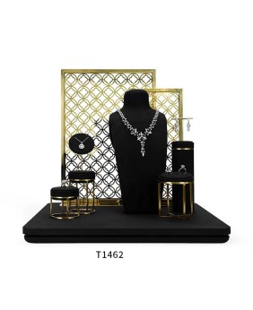 Luxury New Retail Black Velvet Gold Metal Jewelry Display Set For Sale