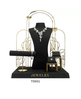 Novo Conjunto de exibição de janela de joias de veludo preto de metal dourado premium