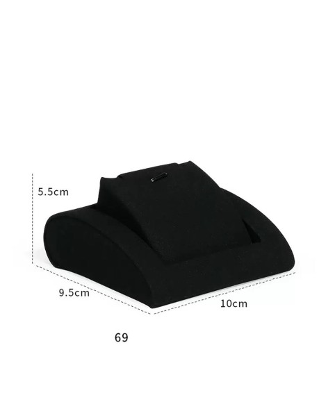 Luksusowy stojak na naszyjniki z czarnego aksamitu w sprzedaży detalicznej premium