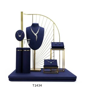 Luxury New Navy Blue Velvet Jewelry Showcase Display Set For Sale