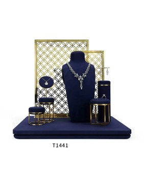 Conjunto de exhibición de escaparate de joyería de terciopelo azul marino de metal dorado al por menor