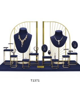 Ensemble d'affichage de vitrine de bijoux en velours bleu marine de luxe à vendre