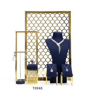 Popolare set di espositori per vetrine per gioielli in metallo dorato in velluto blu navy