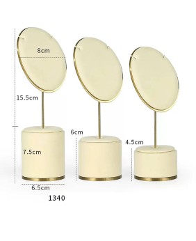 Conjunto de suporte de exposição de colar de veludo branco de metal dourado de alta qualidade