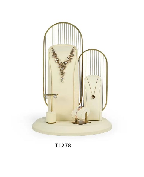 Nouvel ensemble d'affichage de bijoux en velours blanc cassé au détail à vendre