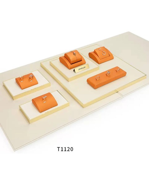 Luksusowy zestaw półek na biżuterię w kolorze pomarańczowym i kremowym