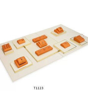 Set di espositori per vetrine di gioielli popolari arancione e crema