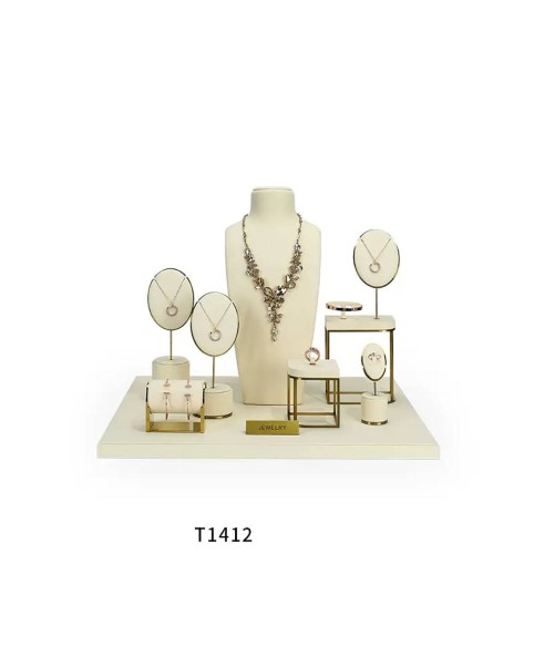 Роскошный розничный набор для демонстрации ювелирных изделий из белого бархата