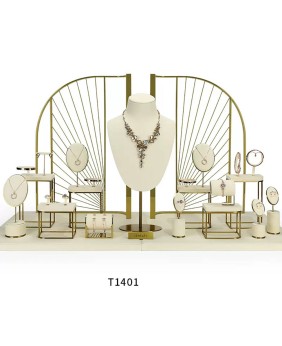 Set Tampilan Perhiasan Beludru Putih Premium