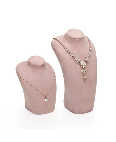 Tampilan Kalung Perhiasan Beludru Mewah Berdiri Dada Dijual