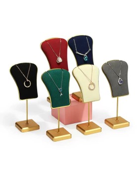 Expositor de colar de metal dourado de luxo para venda
