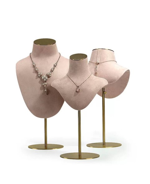 Busto di lusso con esposizione di collane di gioielli in velluto rosa in vendita