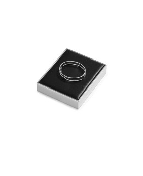 Bandeja de exibição de pulseira de joias com acabamento em prata de couro preto premium
