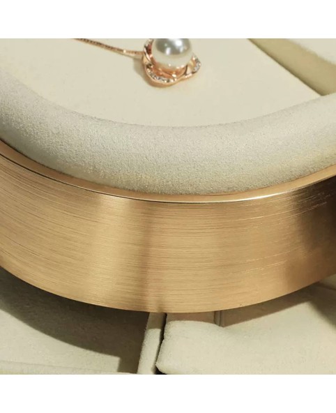 Luxury Premium Gold Cream Velvet Retail Jewelry Bracelet Display Tray For Sale