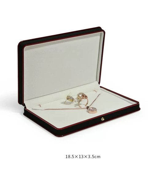Coffret cadeau pour bijoux en cuir neuf Coffret d'emballage pour ensemble de bijoux à vendre Coffret cadeau pour bijoux en cuir neuf Coffret d'emballage pour ensemble de bijoux à vendre
