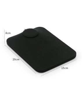 Luxuriöses Schmucktablett aus schwarzem Samt für Halsketten