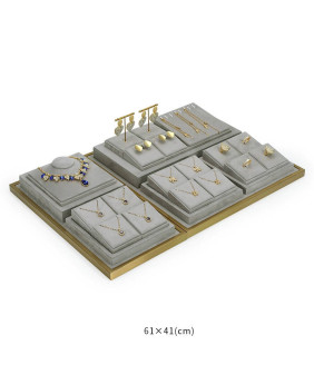 Coffret de présentation de bijoux de luxe en velours gris clair à vendre