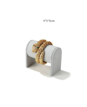 Expositor de pulseras de terciopelo gris claro muy popular