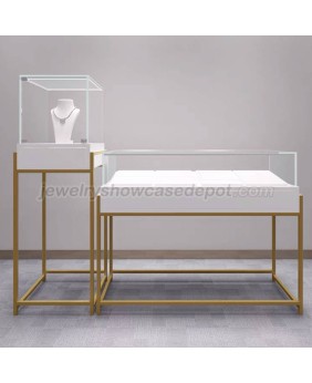 Custom Jewelry Display Cases For Retail Stores