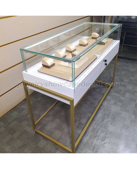 Витринный шкаф ювелирных изделий современного креативного дизайна верхнего сегмента стеклянный