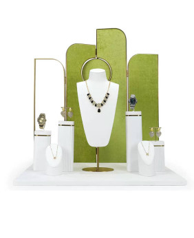 Conjuntos luxuosos de exibição de joias de metal dourado de veludo branco para venda