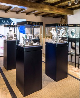 Luxury  Jewelry Shop Display Pedestals