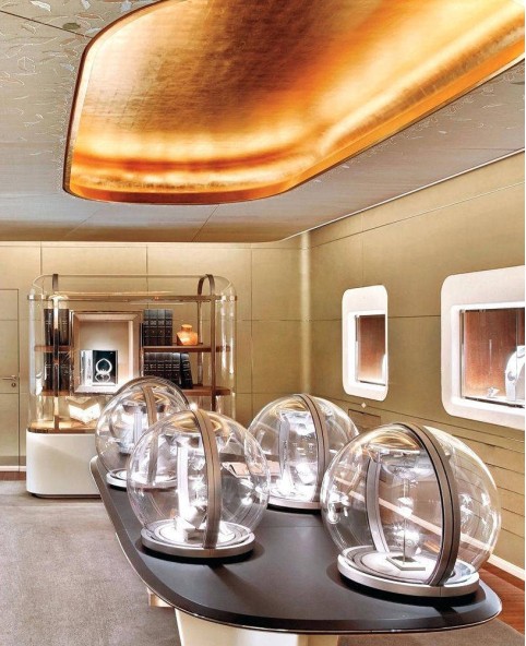 High End Jewelry Store Showcases