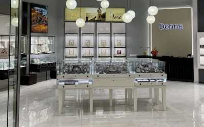 Jewelry Store Design