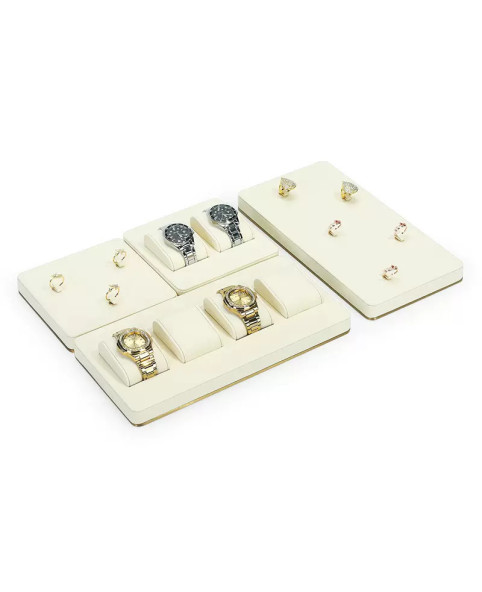 Beliebtes neues Uhrendisplay-Set aus goldfarbenem Metall und cremefarbenem Samt