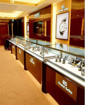 Luxury Wooden Watch Shop Display Showcase