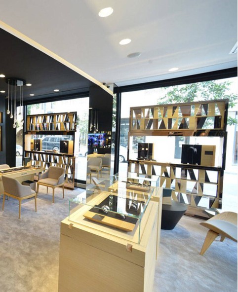 Luxury Retail Wooden Watch Store Display Case