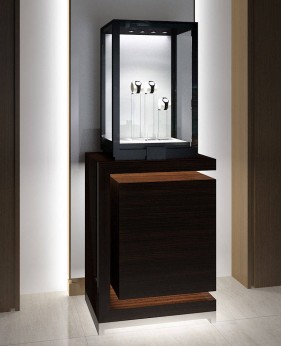 High End Wooden Watch Jewelry Display Cases Portable Jewelry Pedestal Display Showcase